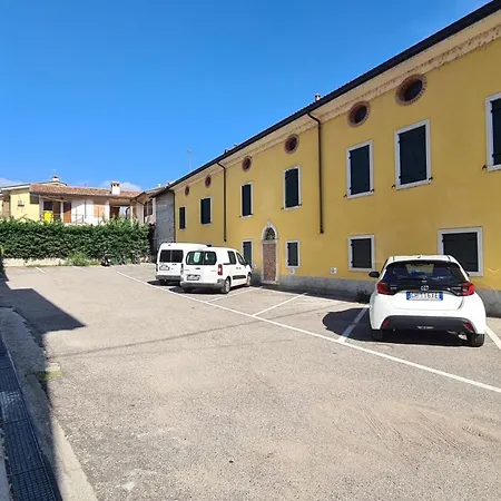 Bardo House - 2 Free Parking Lots - 3 Bedrooms - 2 Bathrooms * Bardolino