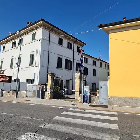 1 Bardo House * Μπαρντολίνο